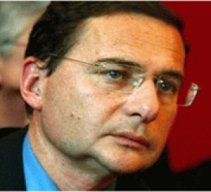 Eric BESSON encourage les acteurs du web 2.0 à s’engager dans l’achat-vente solidaire