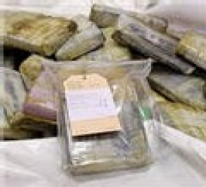 Un bateau intercepté par la Marine nationale avec 800 kg de cocaïne