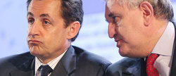 Raffarin mène une fronde des sénateurs UMP Raffarin mène une fronde des sénateurs UMP