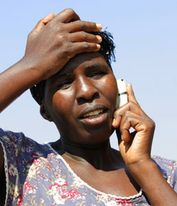 L’explosion des télécoms en Afrique subsaharienne : en 10 ans, 5 à 10 fois plus de téléphones mobiles que de télévisions ou de comptes bancaires ! L’explosion des télécoms en Afrique subsaharienne : en 10 ans, 5 à 10 fois plus de téléphones mobiles que de télévisions ou de comptes bancaires !