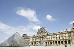 Le musée du Louvre lance la « Communauté Louvre » en partenariat avec Orange