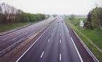 L'Etat vend ses autoroutes pour 14,8 milliards d'euros et se désendette