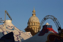 Le cirque dans la ville