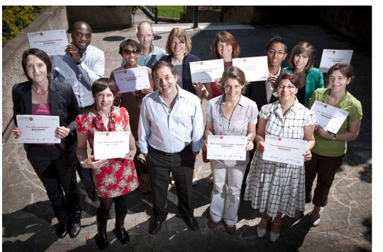 Dix entrepreneurs de l'économie sociale et solidaire deviennent lauréats du concours CréaRîF Entreprendre autrement 2012