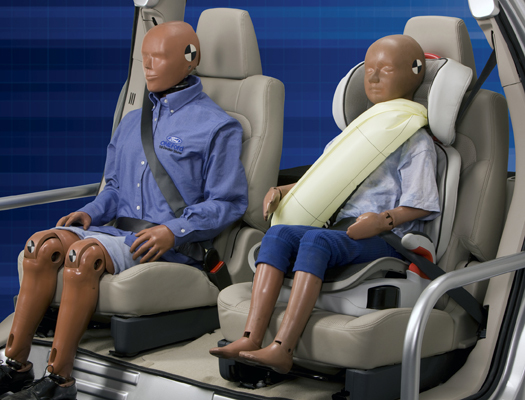 La ceinture arrière avec airbag intégré de Ford sera lancée sur la Mondeo