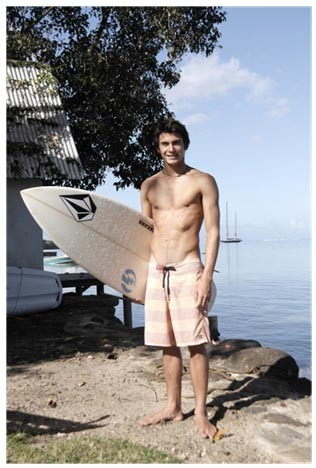 Samsung s’associe au jeune talent du surf français Paul-César Distinguin