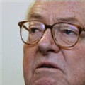 Le Pen 'n'a pas actuellement les signatures nécessaires' à sa candidature Le Pen 'n'a pas actuellement les signatures nécessaires' à sa candidature