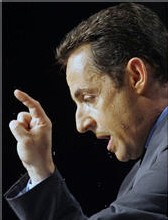 Le candidat UMP à la présidentielle Nicolas Sarkozy lors d'un meeting à Perpignan, le 23 février 2007