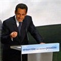 Sarkozy entend parler au centre mais sans éloigner les électeurs du FN