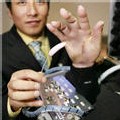 Japon: une main artificielle avec un vrai doigté grâce à des muscles à air