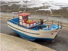 Des pêcheurs bloquent le port de Brest