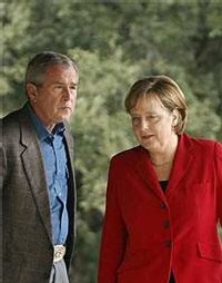 Angela Merkel avec Georga Bush samedi au Texas