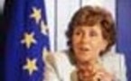 La Commission européenne réclame des sanctions contre Edith Cresson